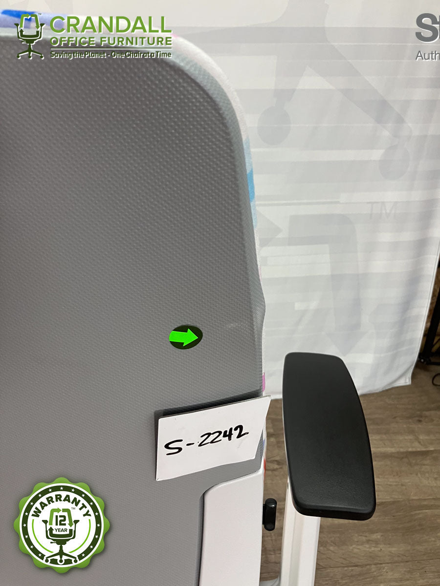 S-2242 - Steelcase Amia - Grade B