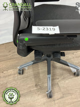 S-2319 - Steelcase Gesture - Grade B
