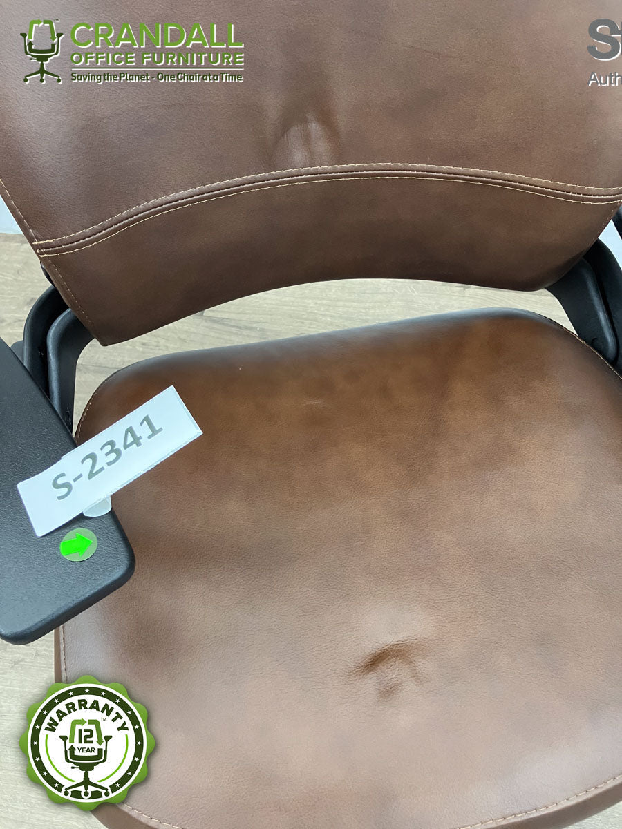 S-2341 - Steelcase V2 Leap - Grade B
