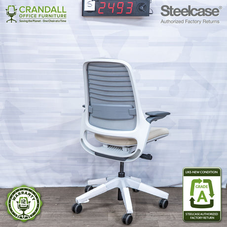 S-2493 - Steelcase Series 1 - Grade A
