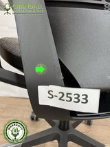 S-2533 - Steelcase Gesture with Headrest - Grade B
