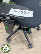 S-2572 - Steelcase V2 Leap - Grade B