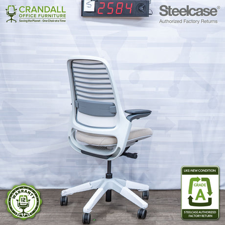 S-2584 - Steelcase Series 1 - Grade A