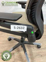S-2632 - Steelcase Gesture with Headrest - Grade B
