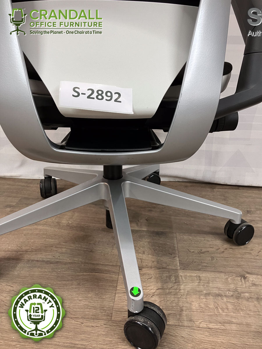 S-2892 - Steelcase Gesture with Headrest - Grade B
