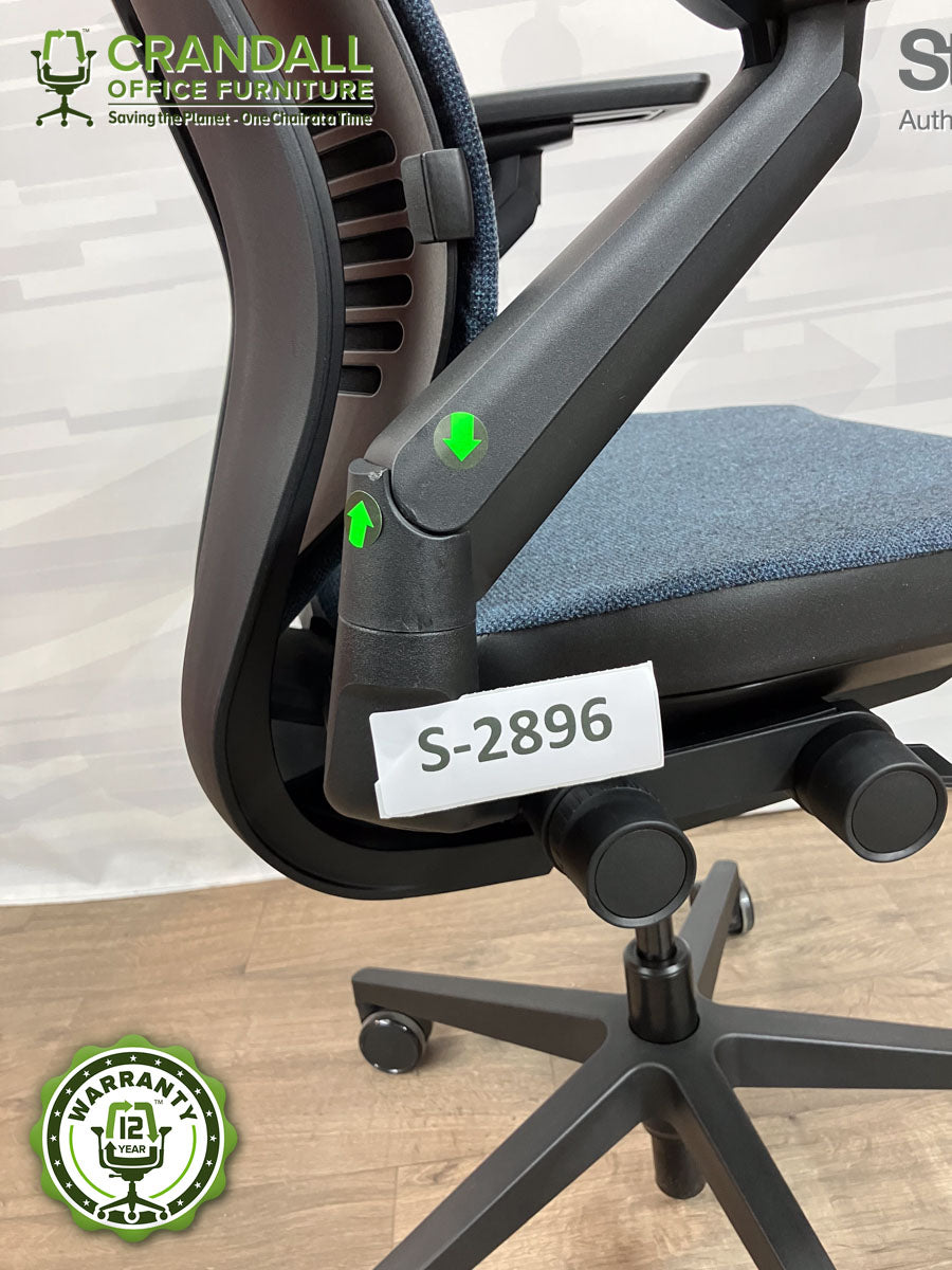 S-2896 - Steelcase Gesture - Grade B