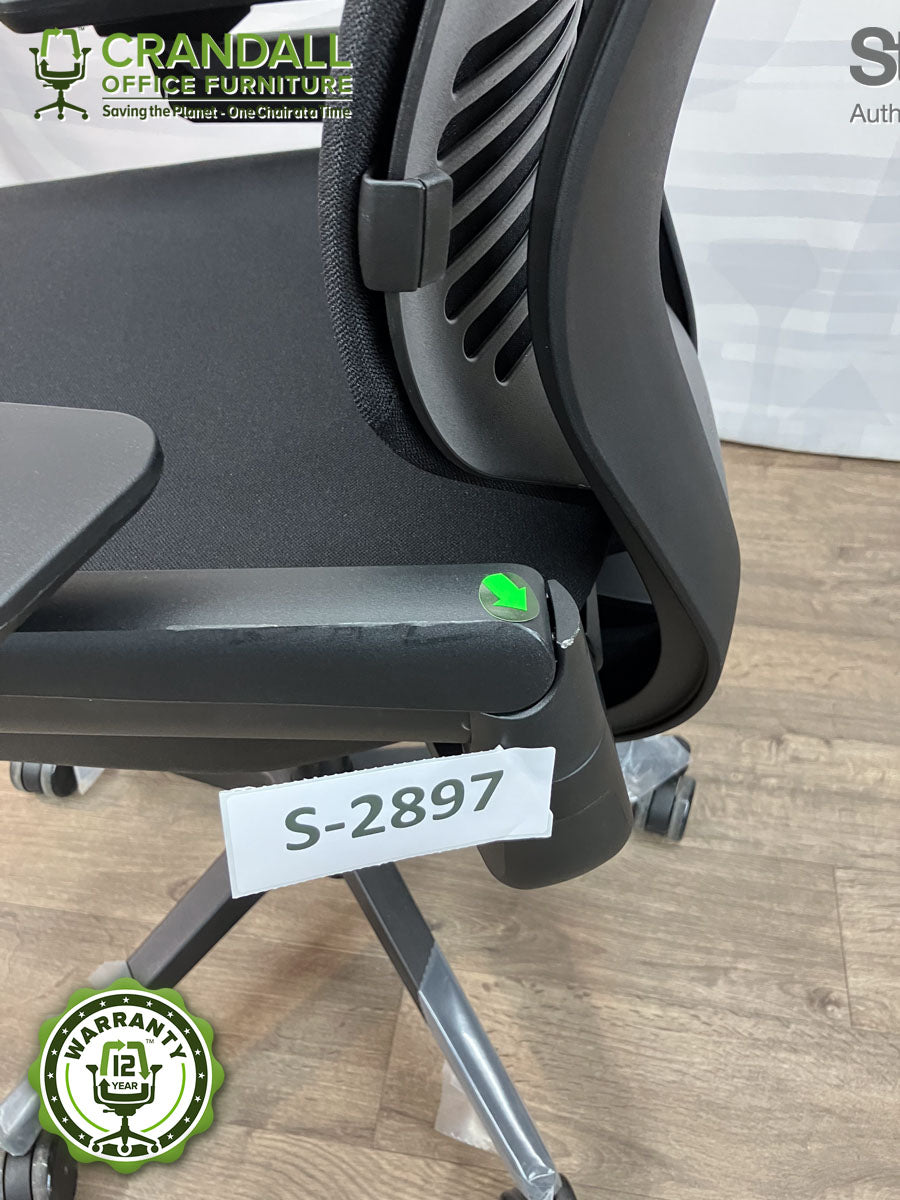 S-2897 - Steelcase Gesture - Grade B