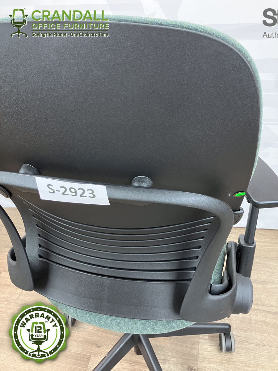 S-2923 - Steelcase V2 Leap - Grade B