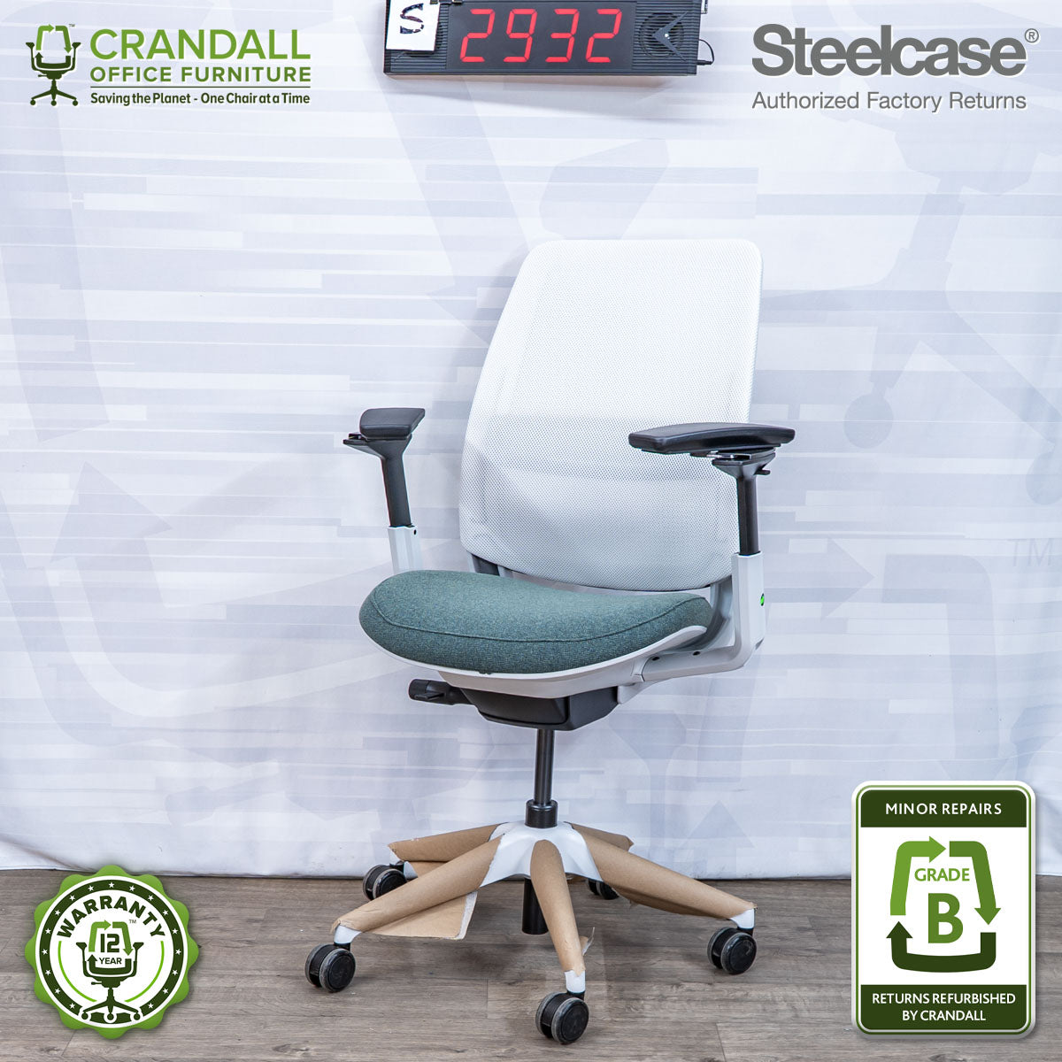 S-2932 - Steelcase Series 2 - Grade B