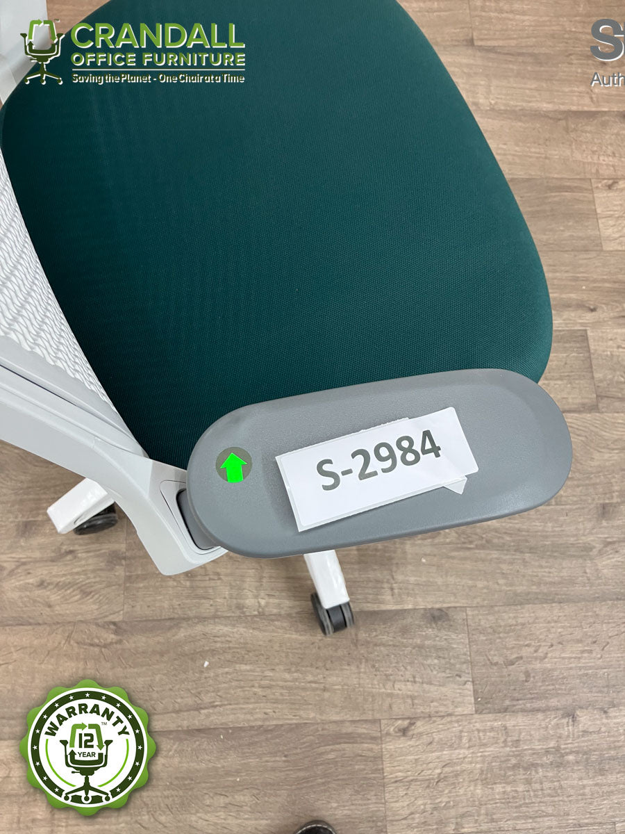 S-2984 - Steelcase Series 1 - Grade B
