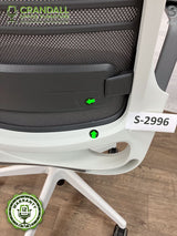 S-2996 - Steelcase Series 1 - Grade B
