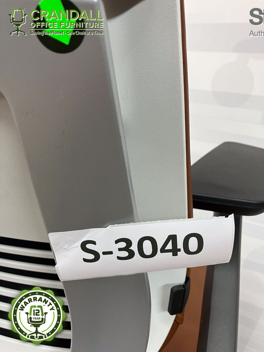 S-3040 - Steelcase Gesture with Headrest - Grade B