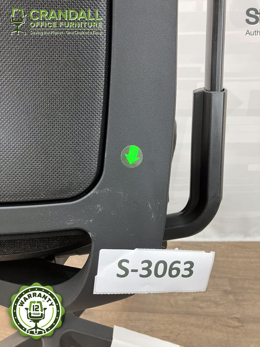 S-3063 - Steelcase Amia - Grade B