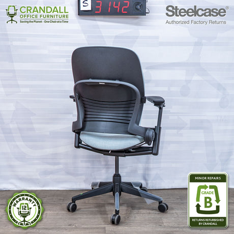 S-3142 - Steelcase V2 Leap - Grade B