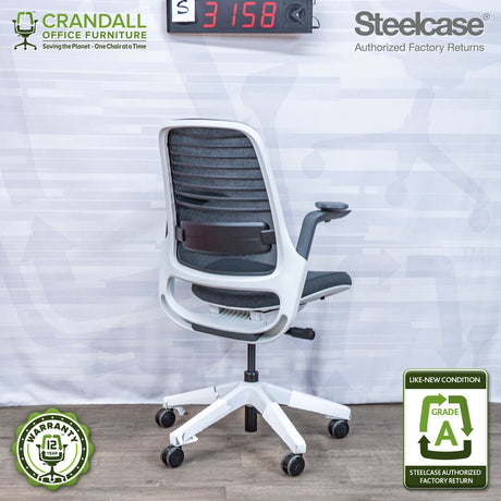 S-3158 - Steelcase Series 1 - Grade A