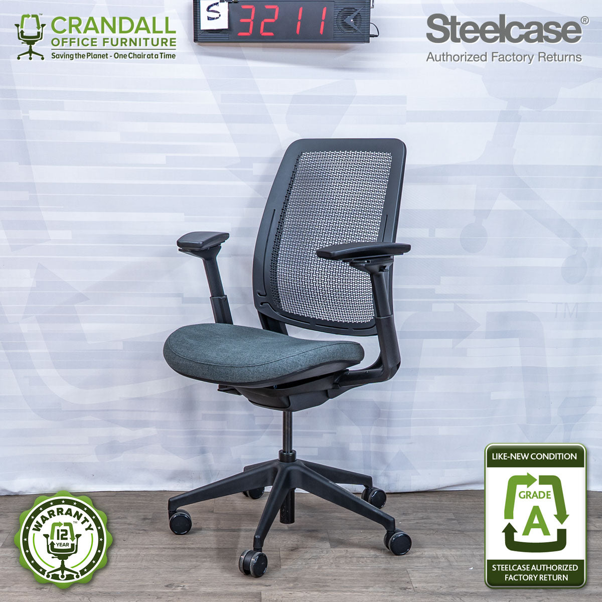 S-3211 - Steelcase Series 2 - Grade A
