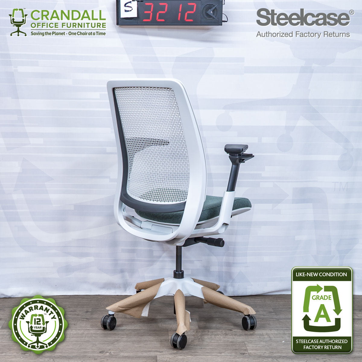 S-3212 - Steelcase Series 2 - Grade A