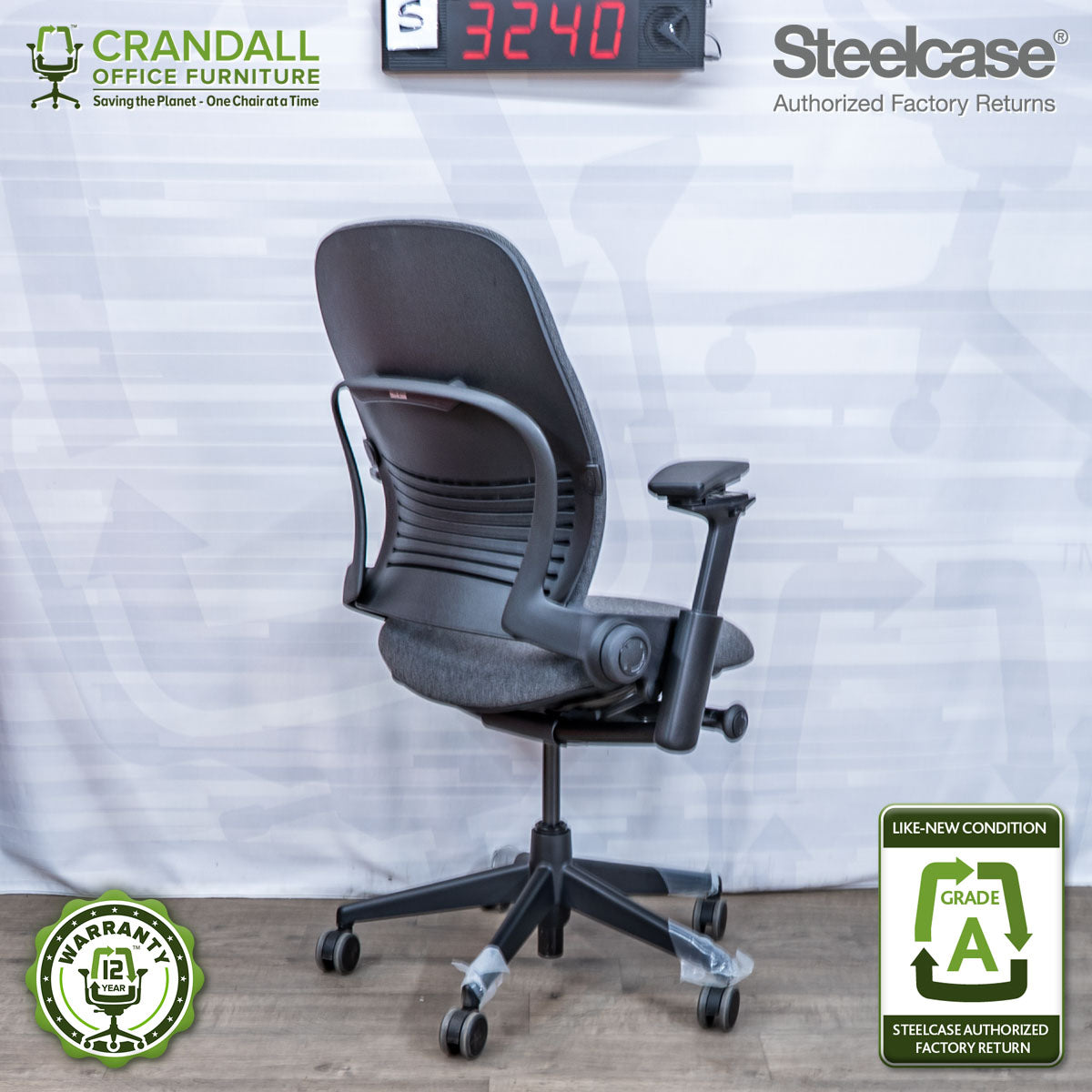 S-3240 - Steelcase V2 Leap- Grade A