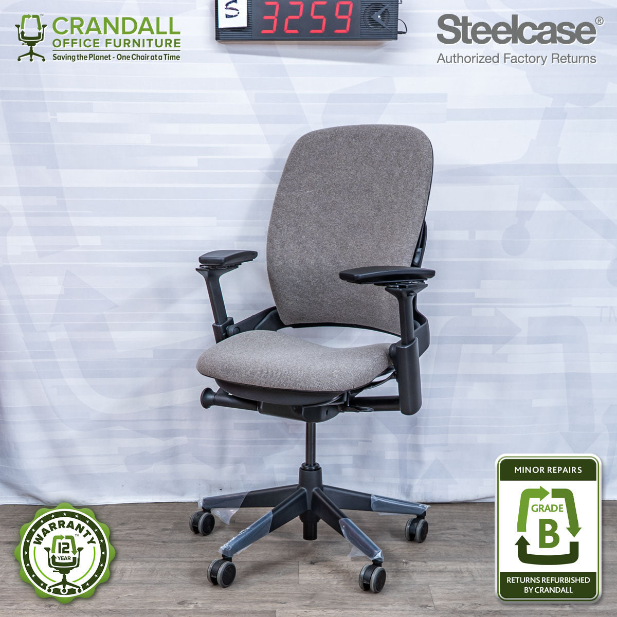 S-3259 - Steelcase V2 Leap- Grade B