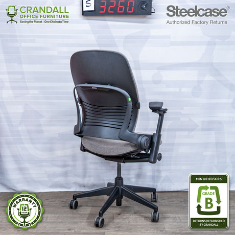 S-3260 - Steelcase V2 Leap- Grade B