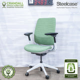 S-3483 - Steelcase Series 2 - Grade B