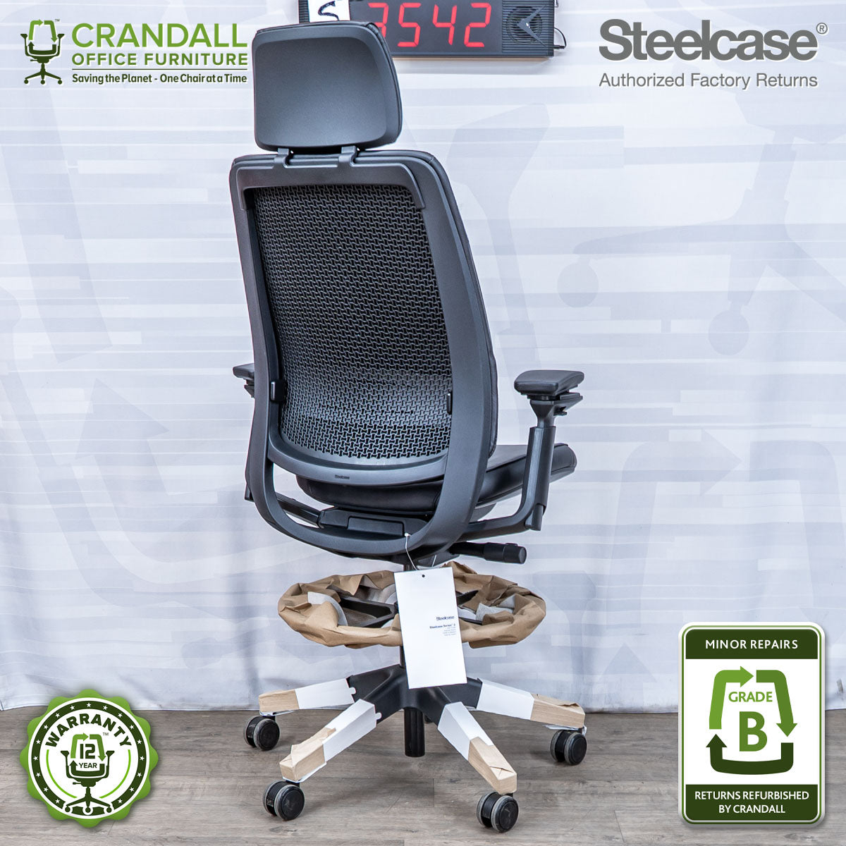 S-3542 - Steelcase Series 2 with Headrest - Grade B