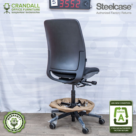 S-3552 - Steelcase Amia - Grade A