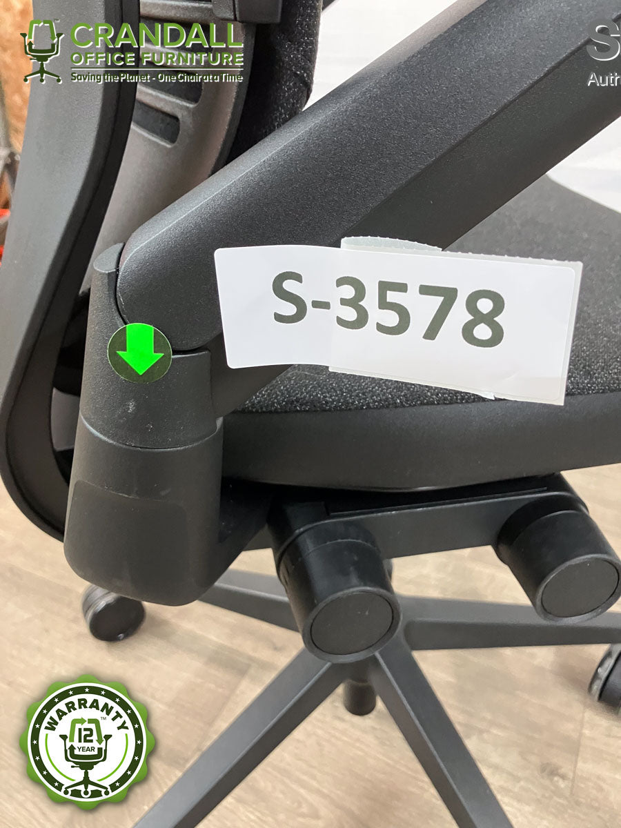 S-3578 - Steelcase Gesture with Headrest - Grade B