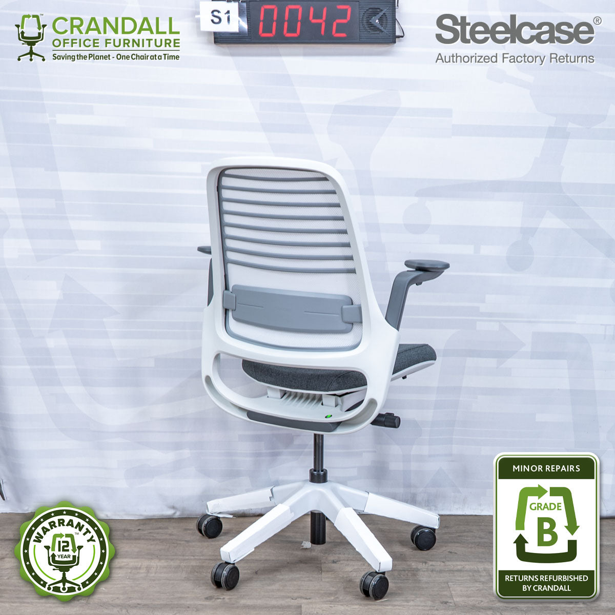 S1-0042 - Steelcase Series 1 - Grade B