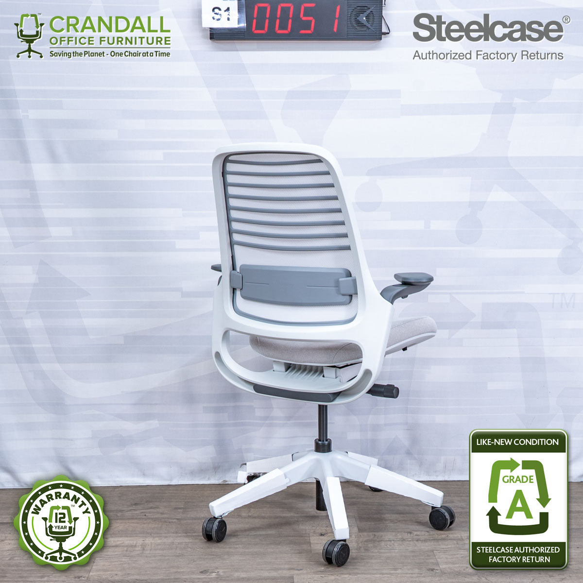 S1-0051 - Steelcase Series 1 - Grade A