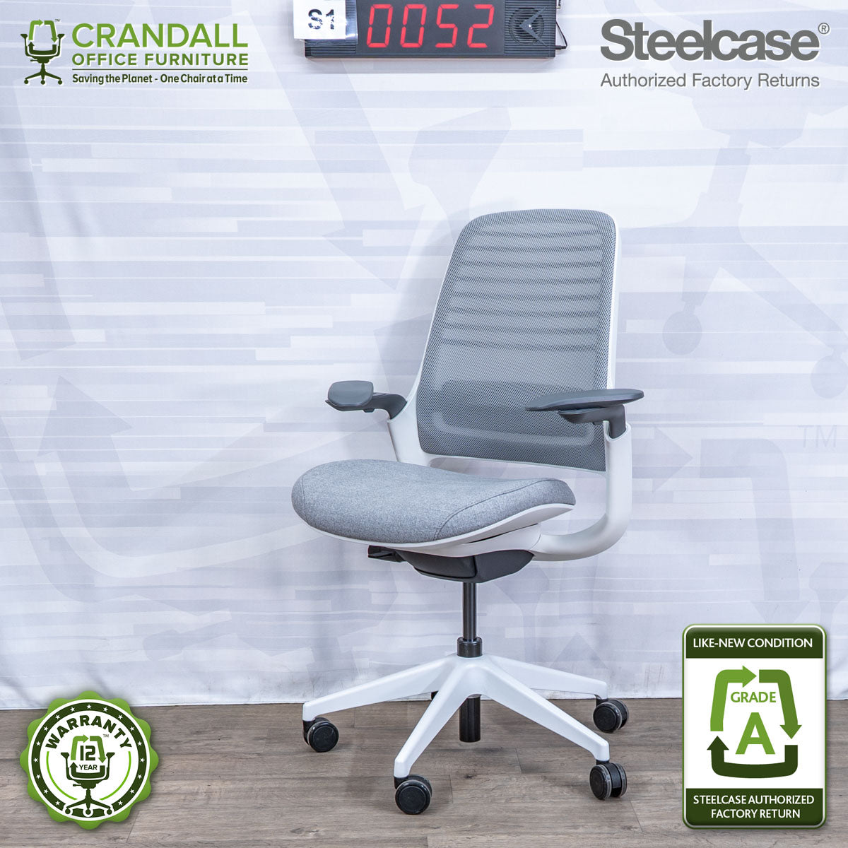 S1-0052 - Steelcase Series 1 - Grade A