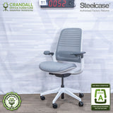 S1-0052 - Steelcase Series 1 - Grade A