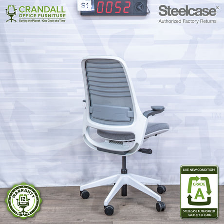 S1-0052 - Steelcase Series 1 - Grade A