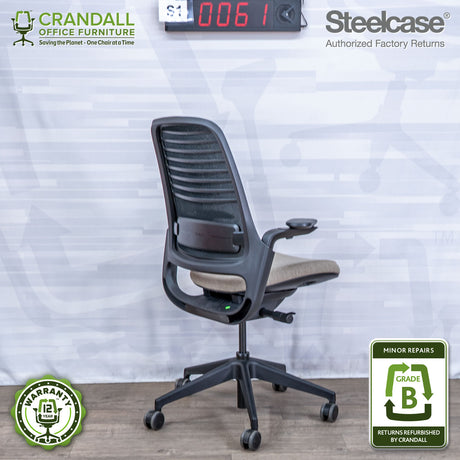 S1-0061 - Steelcase Series 1 - Grade B