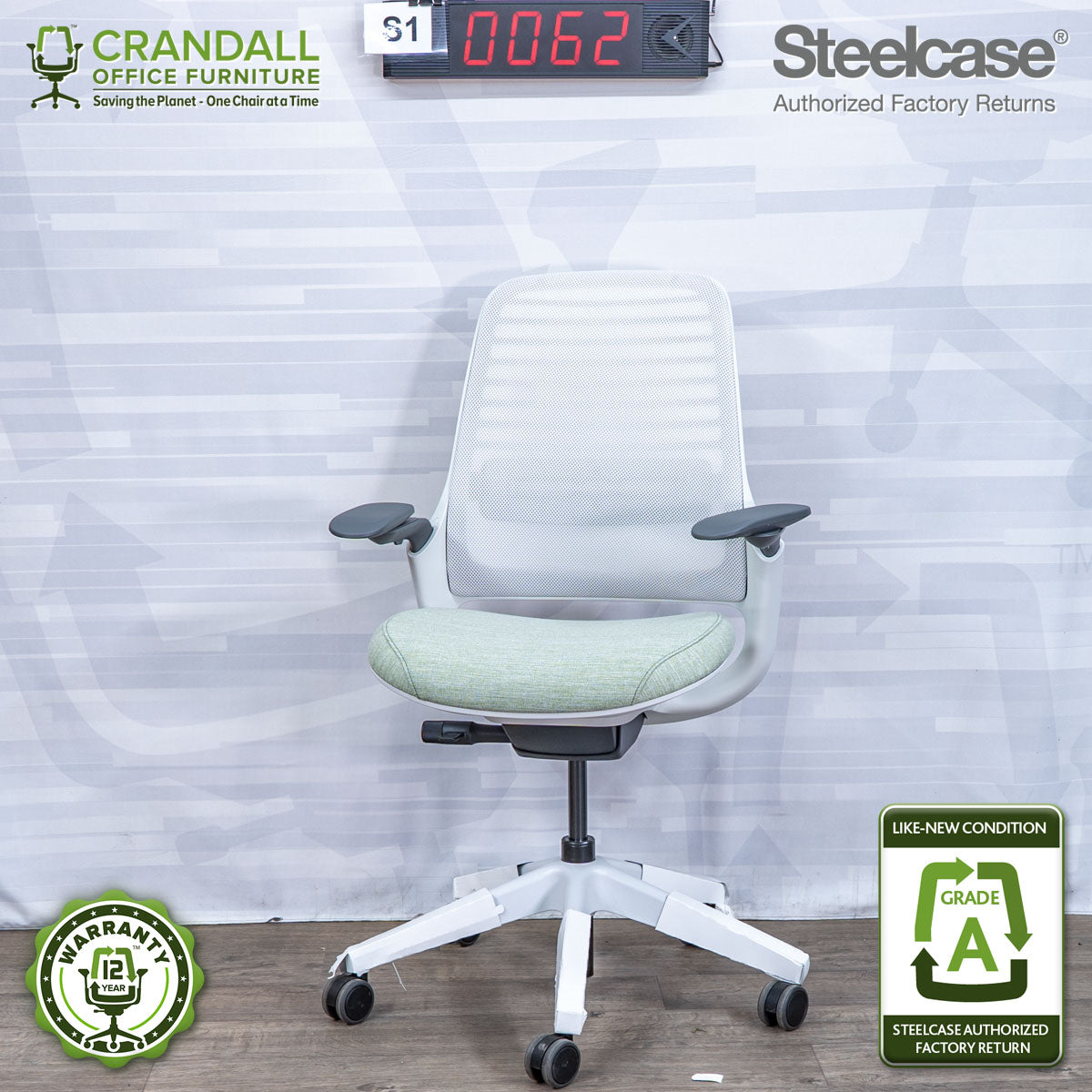 S1-0062 - Steelcase Series 1  - Grade A