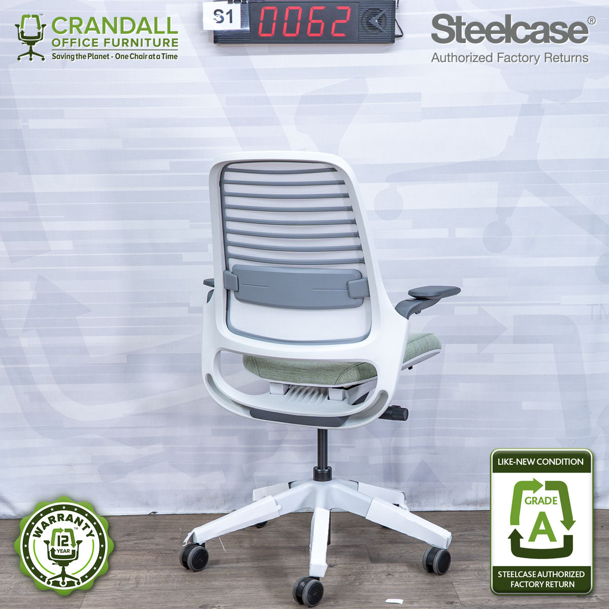 S1-0062 - Steelcase Series 1  - Grade A