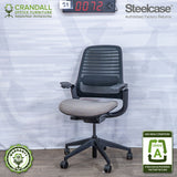 S1-0072 - Steelcase Series 1  - Grade A
