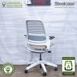 S1-0086 - Steelcase Series 1  - Grade A