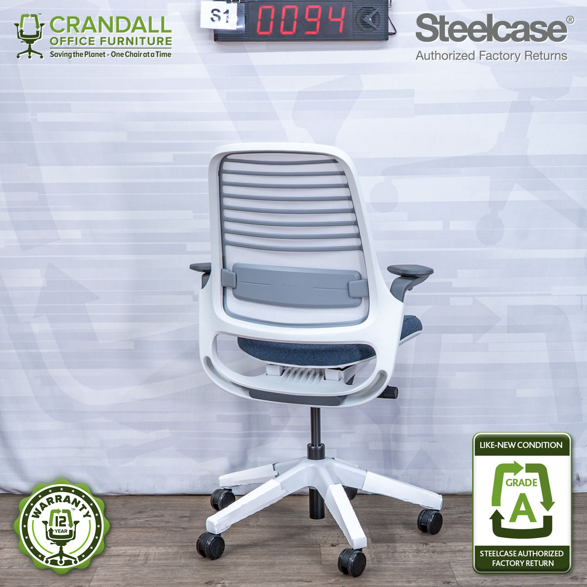 S1-0094 - Steelcase Series 1  - Grade A