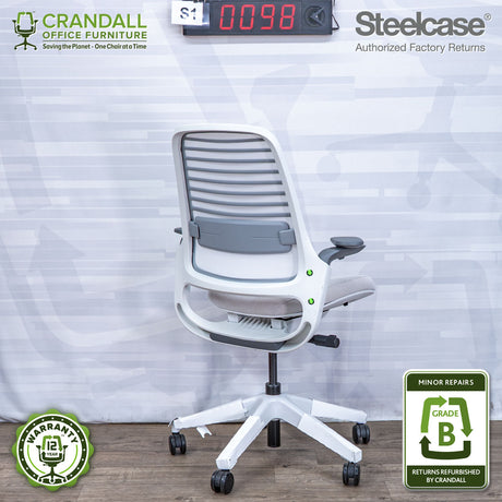 S1-0098 - Steelcase Series 1  - Grade B