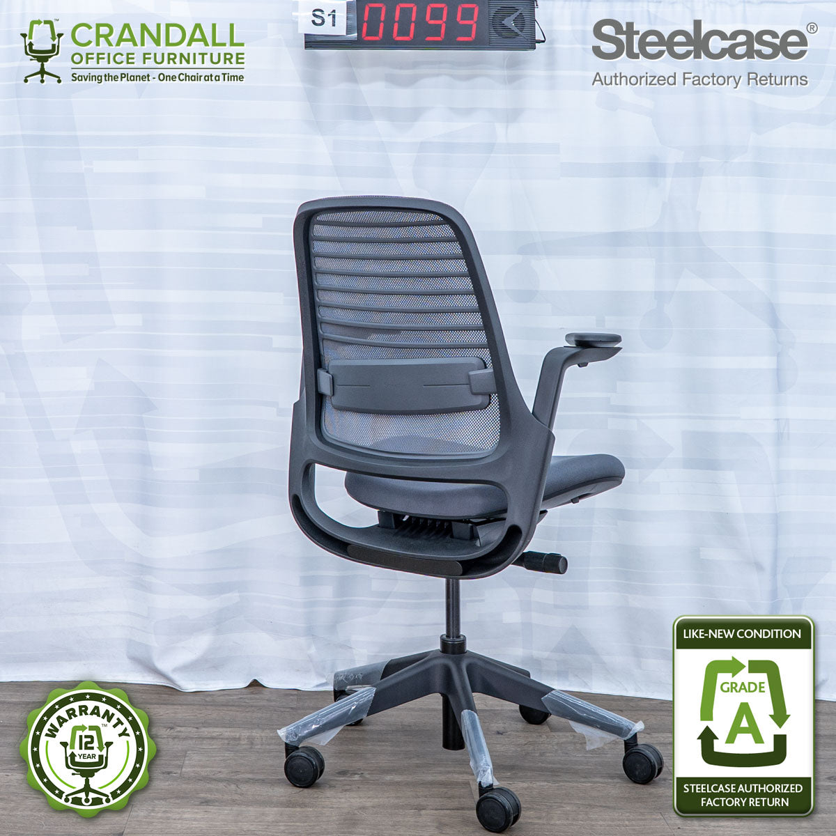 S1-0099 - Steelcase Series 1  - Grade A