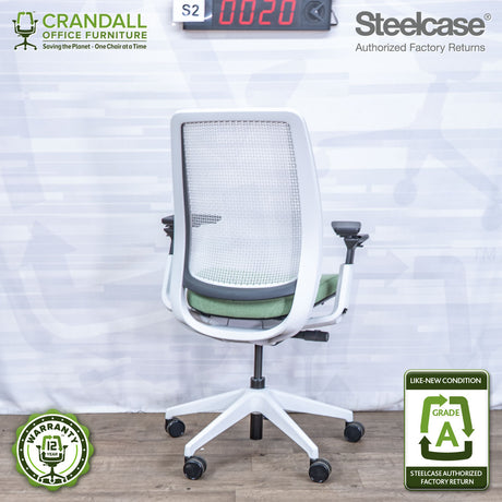 S2-0020 - Steelcase Series 2 - Grade A
