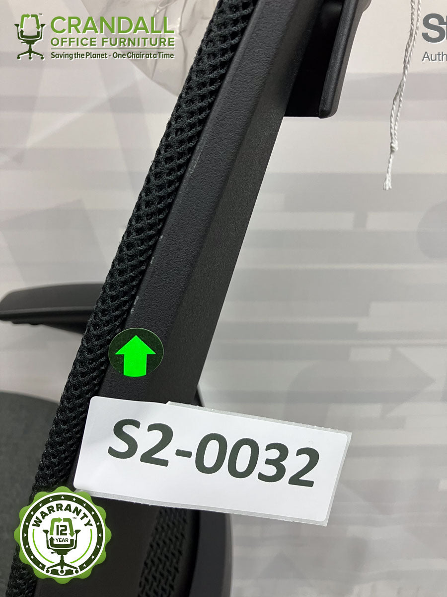 S2-0032 - Steelcase Series 2 with Headrest - Grade B