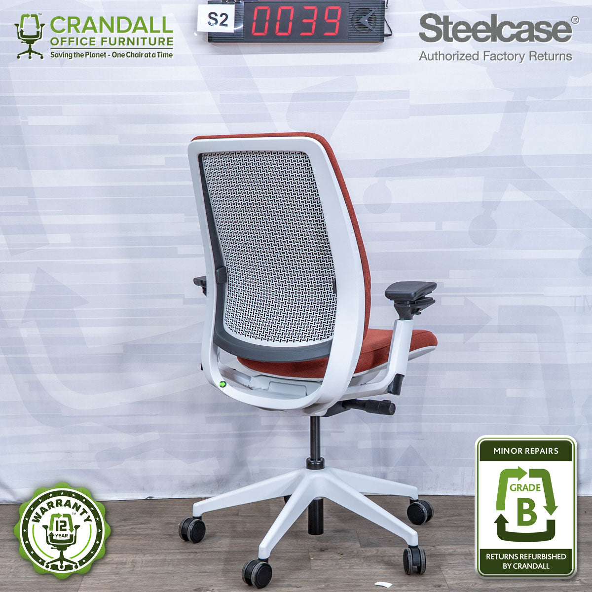 S2-0039 - Steelcase Series 2  - Grade B