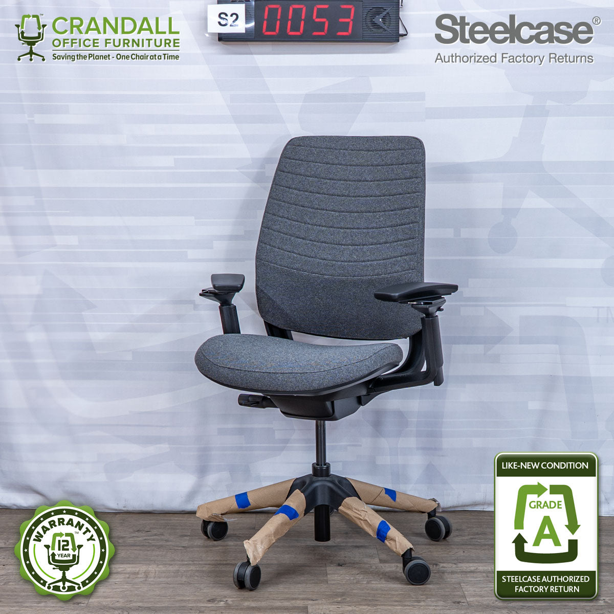 S2-0053 - Steelcase Series 2  - Grade A