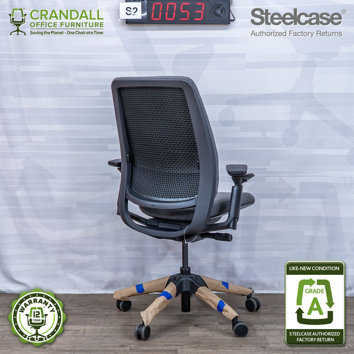 S2-0053 - Steelcase Series 2  - Grade A