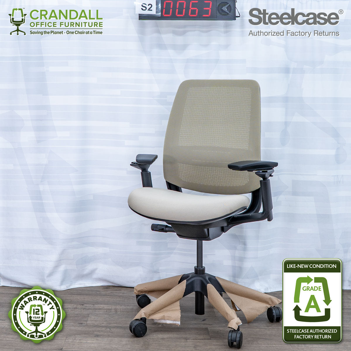 S2-0063 - Steelcase Series 2  - Grade A