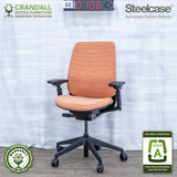 S2-0106 - Steelcase Series 2 - Grade A