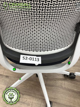 S2-0113 - Steelcase Series 2 - Grade B