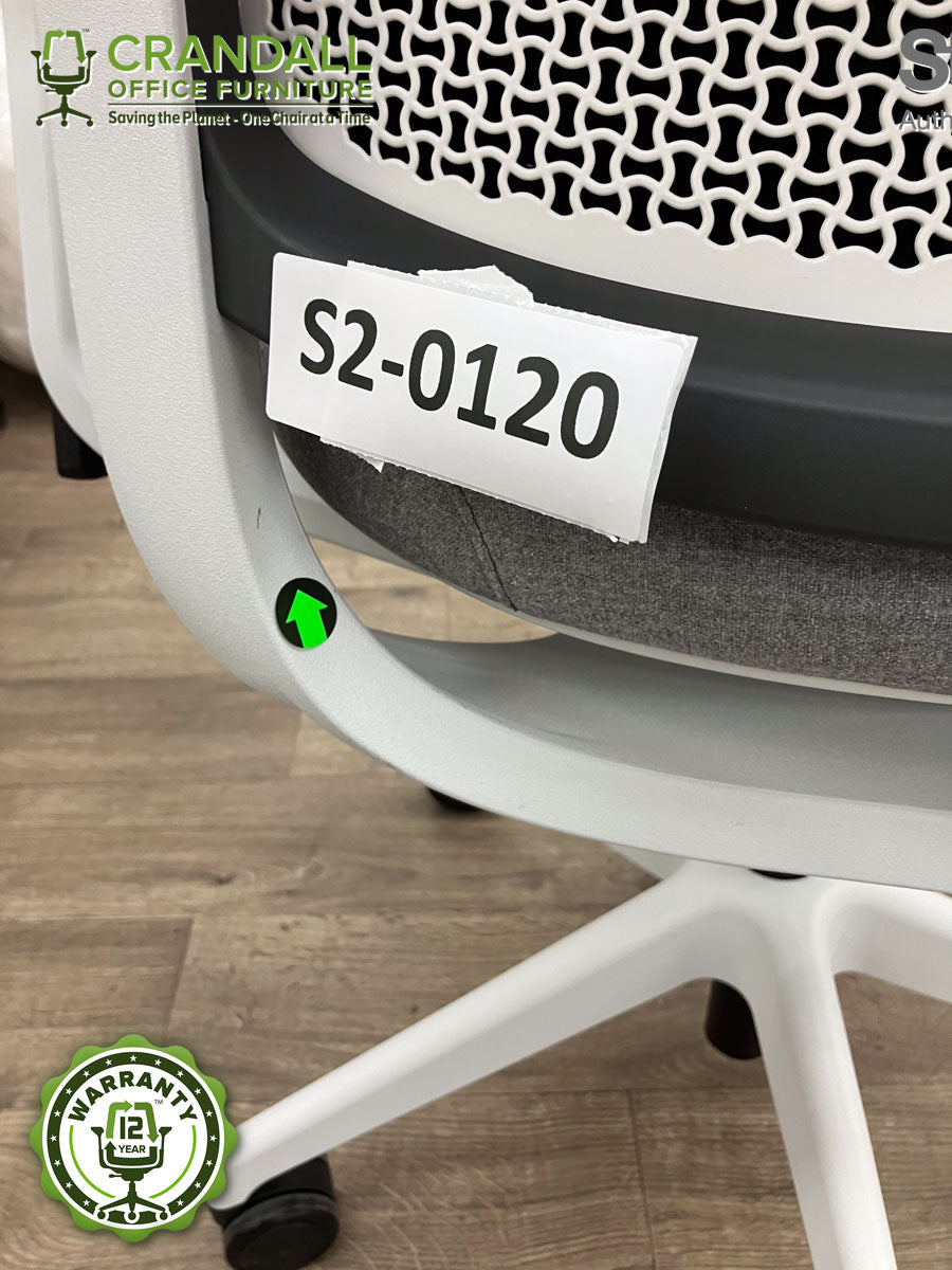 S2-0120 - Steelcase Series 2 - Grade B